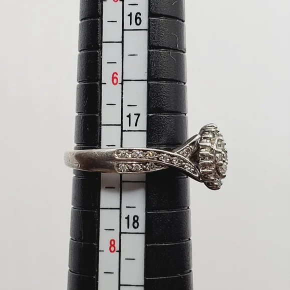 Marquise Diamond Wedding Ring Set - Picture 5 of 7